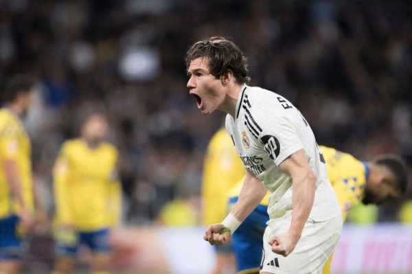 Phóng viên: Fran Garcia có thể xem xét rời khỏi Real Madrid, Milan và Juventus quan tâm đến anh ta