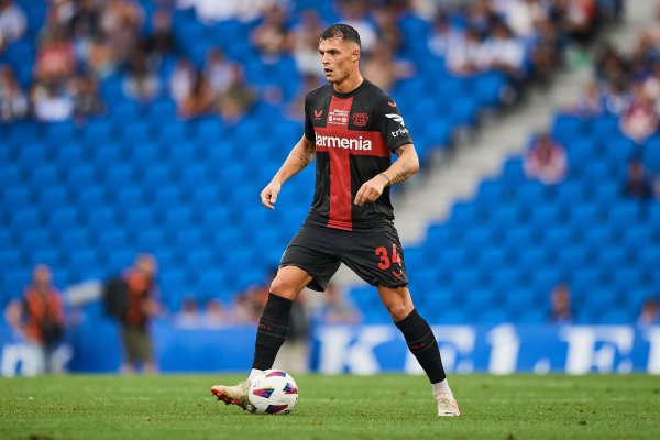 Phóng viên: Sunderland tham gia cuộc thi Zachar, thảo luận về phí chuyển nhượng 10 triệu euro &A