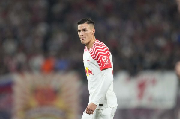 FALK: Manchester United chú ý đến tiền đạo của Leipzig, một trích dẫn của 70 triệu euro có thể bắt đ