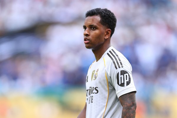 AS: Real Madrid mở cửa cho sự ra đi của Alaba, Ferran Mendy và Rodrigo